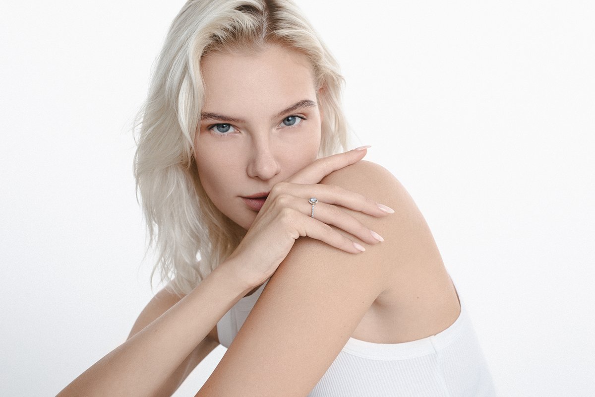 Designer engagement rings with diamonds by Formes