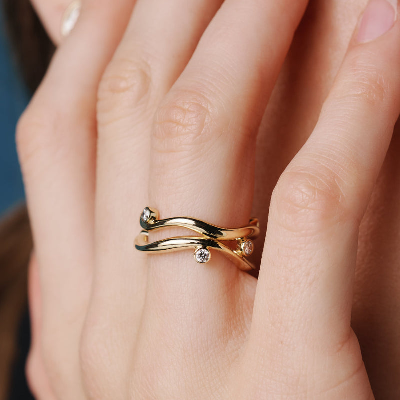 Double threads Bare Souls ring by Formes