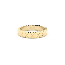 Tiny clash wedding ring