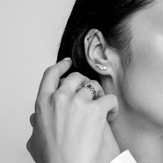golden wings earrings with diamonds from formes