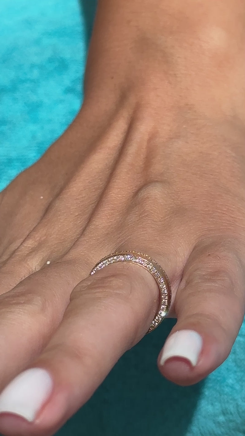 Dual diamonds line ring 
