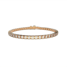 Tennis bracelet with diamonds by Formes Fine Jewelry with perfect closure