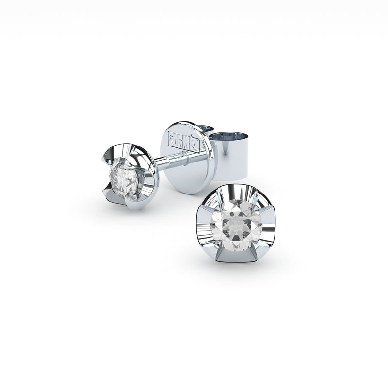 white gold stud earrings with diamonds