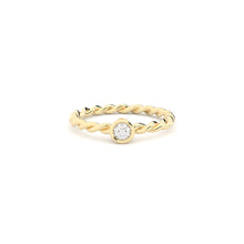 lab grown diamond twisted ring