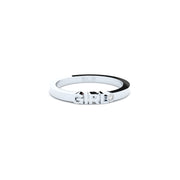 golden girl ring with lab grown diamond designed by Formes