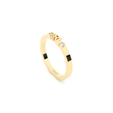 golden girl ring with lab grown diamond designed by Formes