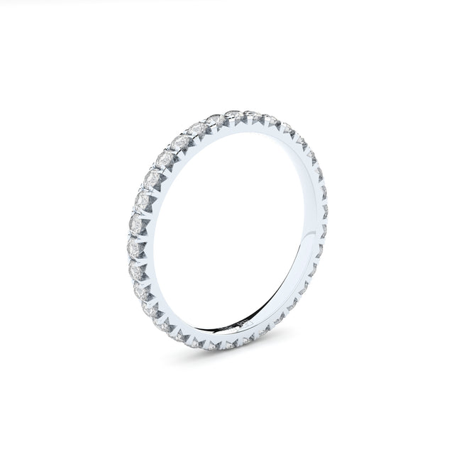 slim eternity band with lab grown diamonds by formes 1,7 mm