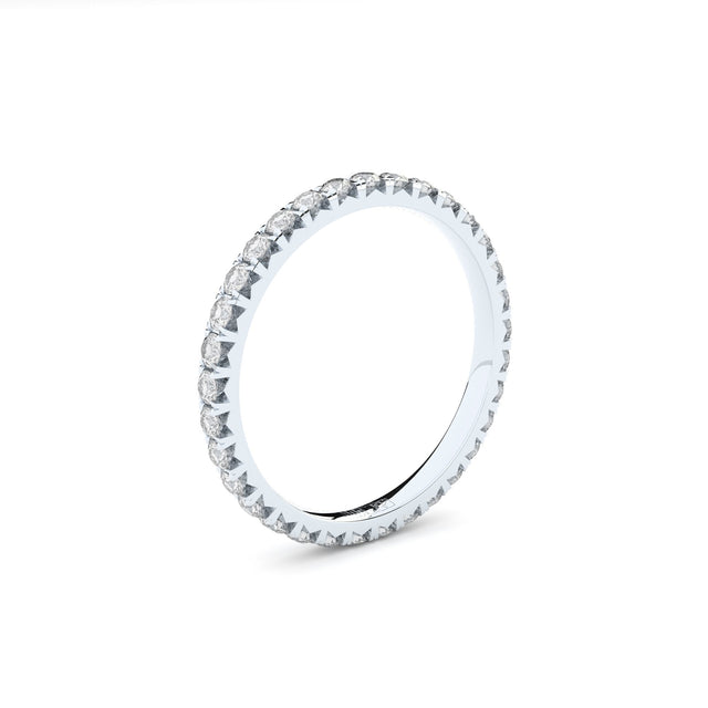 slim eternity band with lab grown or naturaldiamonds by formes 1,7 mm